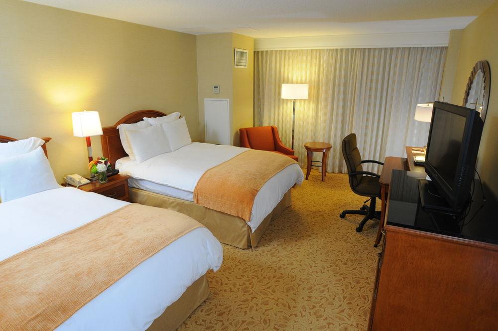 Toronto Airport Marriott Hotel Ngoại thất bức ảnh