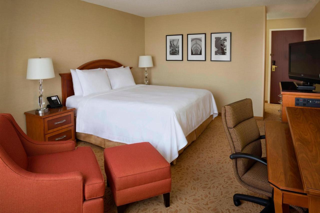 Toronto Airport Marriott Hotel Ngoại thất bức ảnh