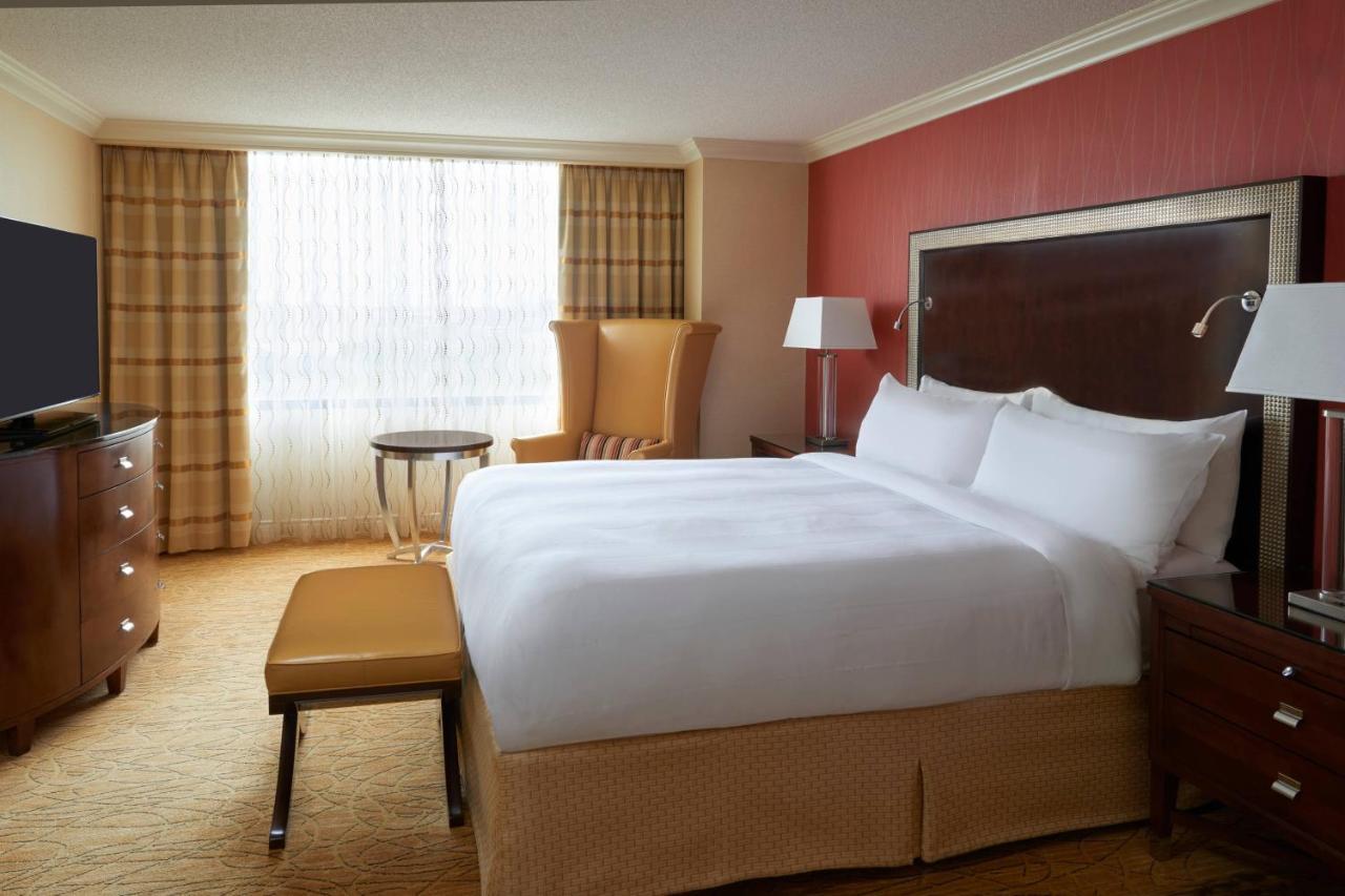 Toronto Airport Marriott Hotel Ngoại thất bức ảnh