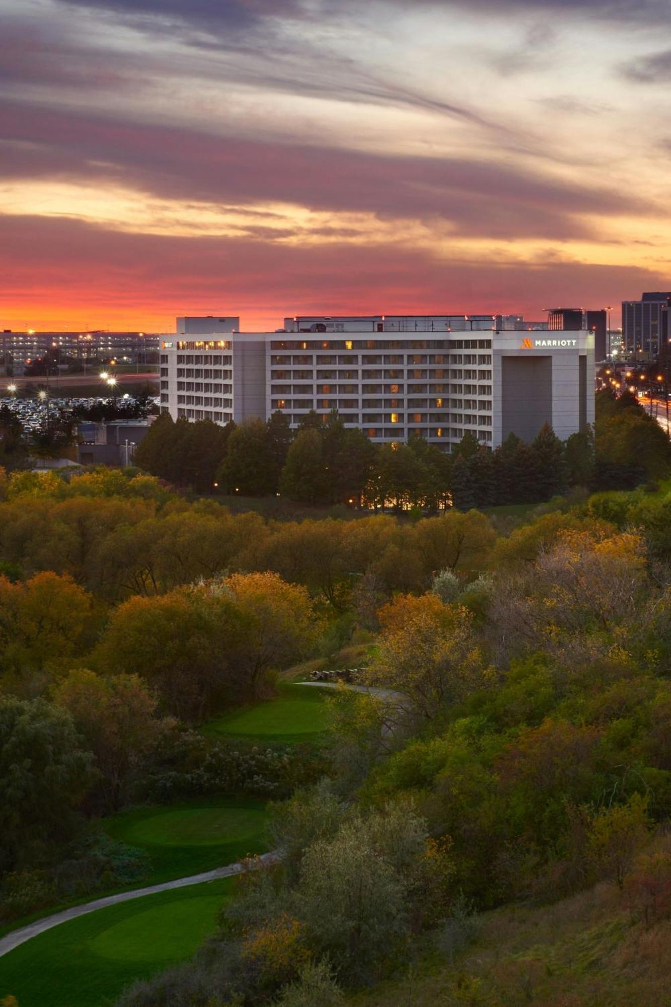 Toronto Airport Marriott Hotel Ngoại thất bức ảnh