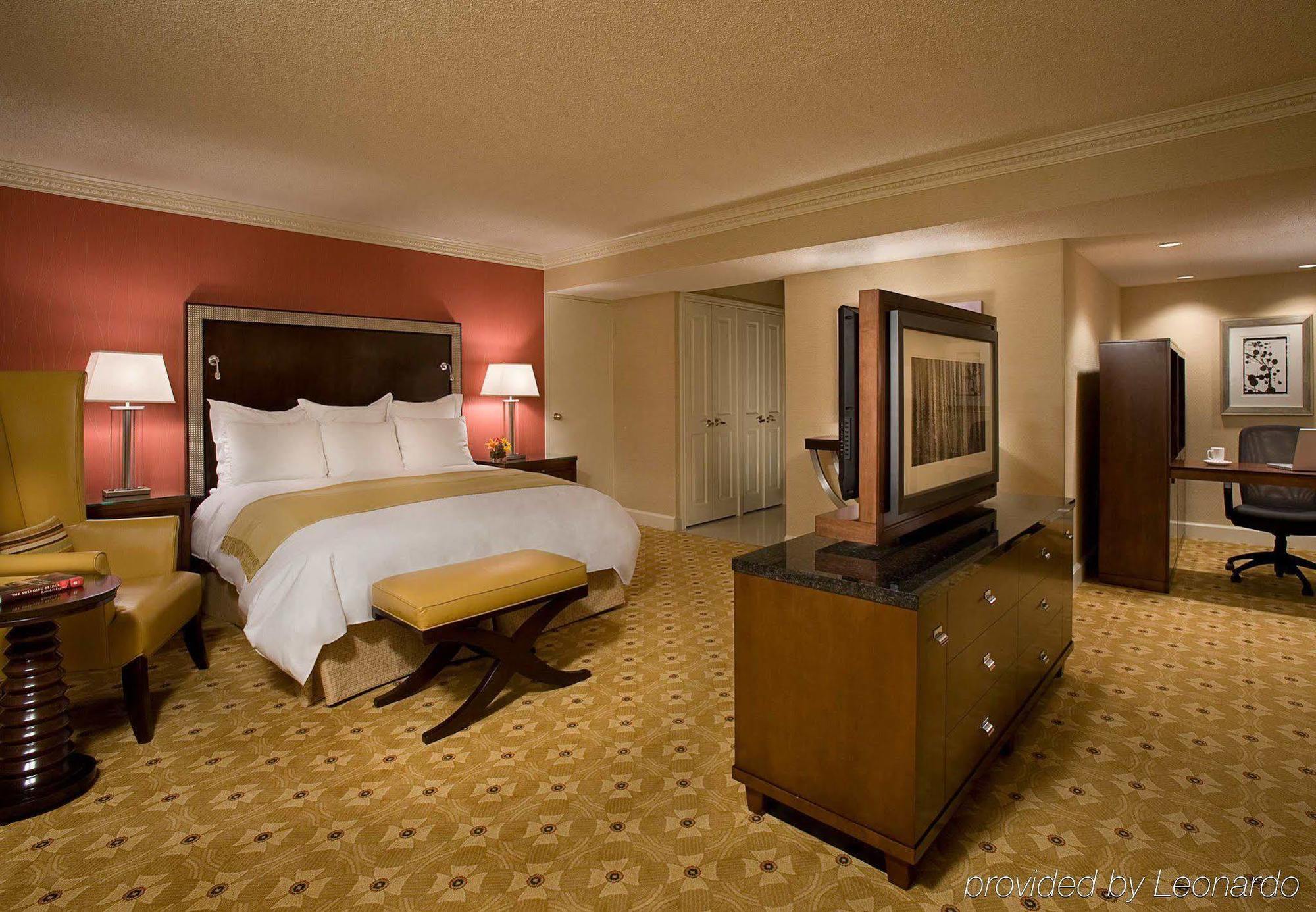 Toronto Airport Marriott Hotel Phòng bức ảnh