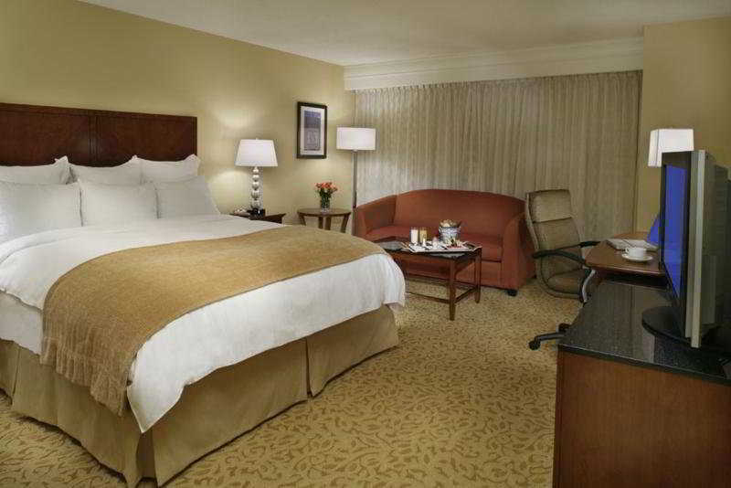 Toronto Airport Marriott Hotel Ngoại thất bức ảnh